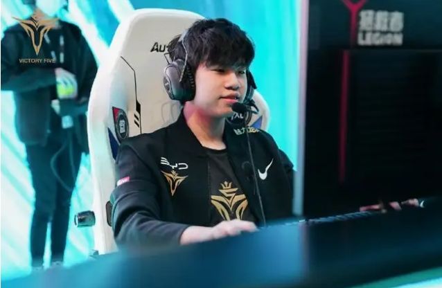 约无疑为他 约无疑为他