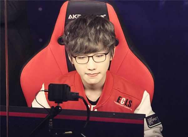 他依然能用 他依然能用